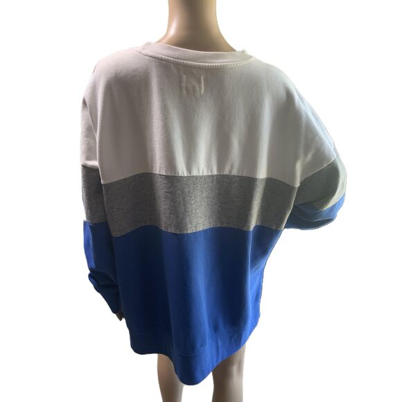Colorblock Sweatshirt with Letter Detail - Picture 8 of 15